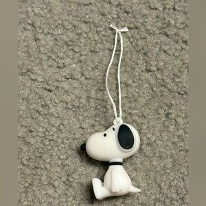 NWOT black and white Snoopy ornament